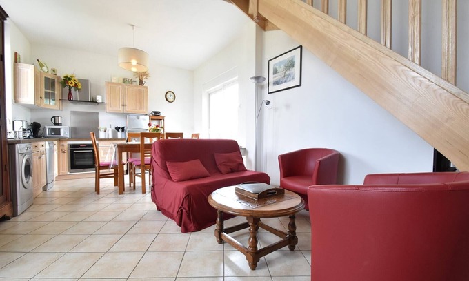 Crux-la-Ville House | Holiday Home in Crux-la-Ville near Lake