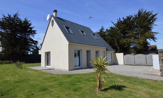Denneville House | Holiday Home in Denneville by the Sea