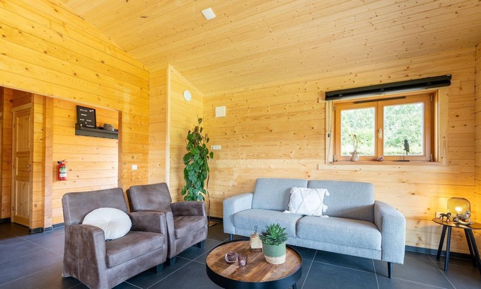 Schinnen House | Holiday home in Limburg with terrace