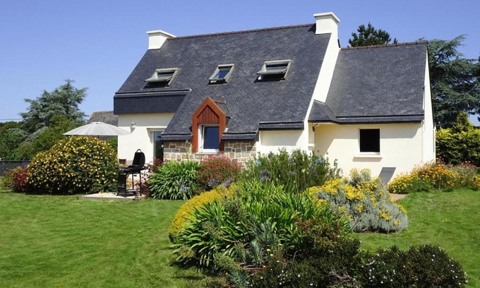 Paimpol House | Holiday Home in Paimpol near Beach