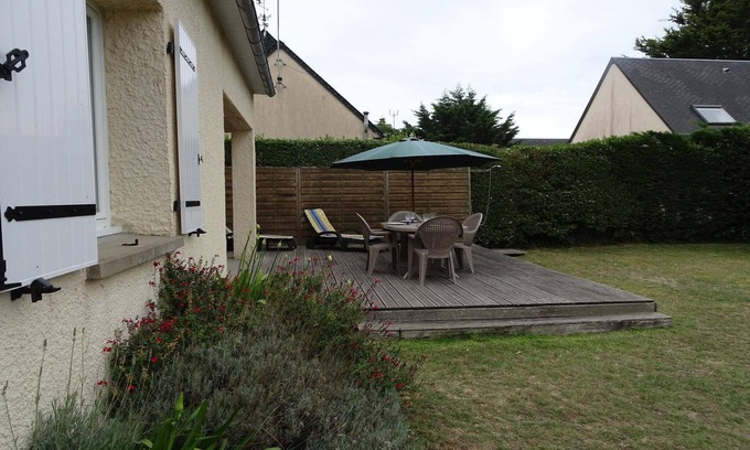 Portbail House | Holiday Home in Portbail near Sandy Beach