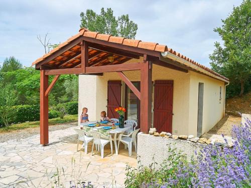 Quillan House | Holiday Home in Quillan near Pyrenees