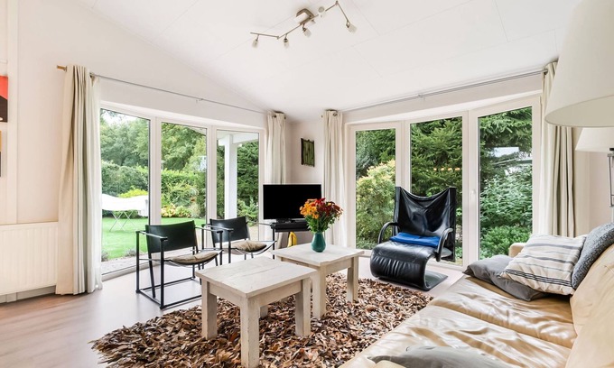Stegeren House | Holiday Home in Stegeren With Pool