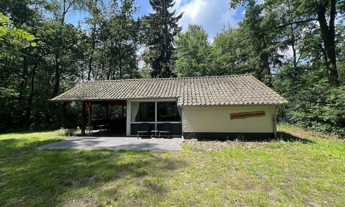 Stramproy House | Holiday Home in Stramproy near Nature Reserve