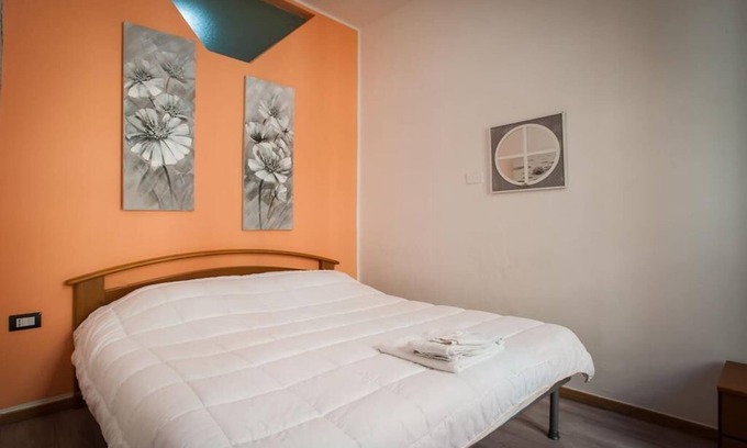 Marina District House | Holiday home in the city center, 2 minutes from the port and 5 minutes from the station