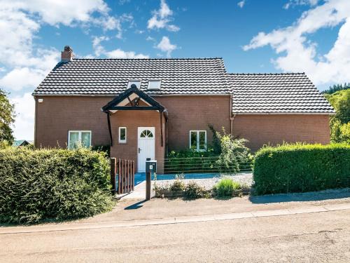 Viroinval House | Holiday Home in Treignes for 9 Person