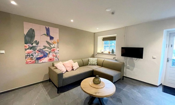 Ubachsberg Apartment | Holiday home in Voerendaal with terrace