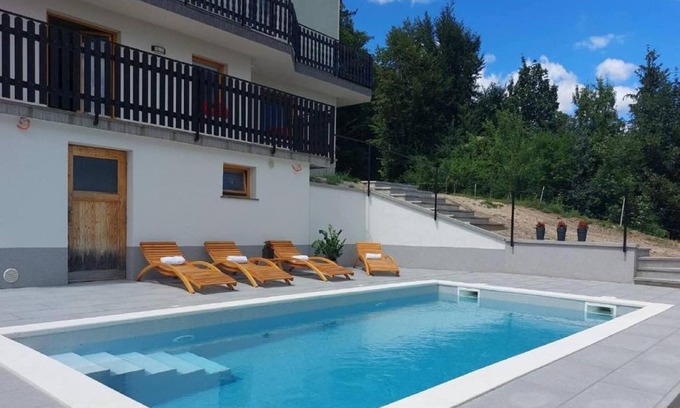 Cabar House | Holiday Home Kozji Vrh with Sauna and Views