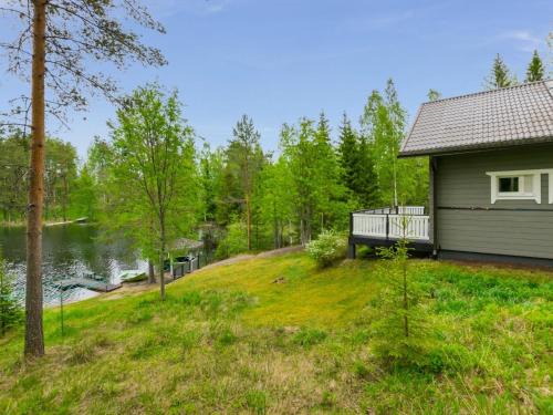Rautalampi House | Holiday Home Kiikkukallio by Interhome