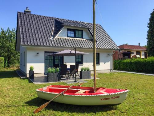 Zirkow House | Holiday Home Kleine Möwe by Interhome