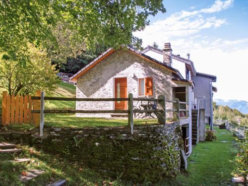 Bellinzona House | Holiday Home La Cassìna by Interhome