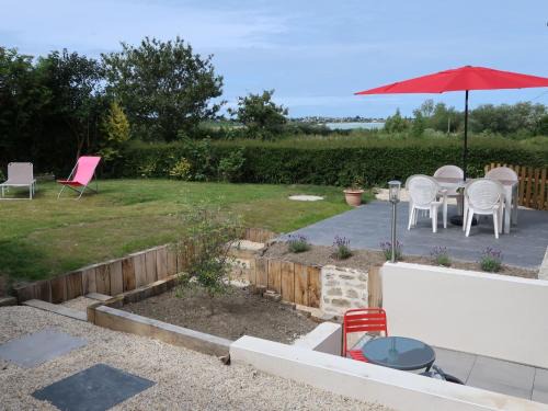 Goulven House | Holiday Home La Charmeuse by Interhome