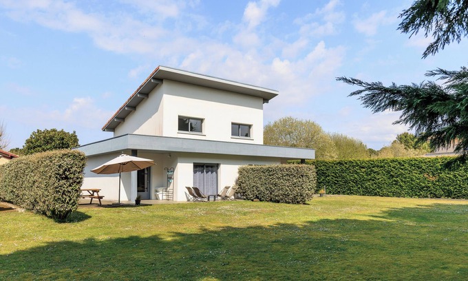 Messanges House | Holiday Home 'La Dune - 6 Voyageurs - Messanges' with Private Pool, Private Garden and Wi-Fi
