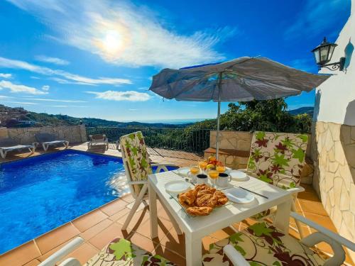 Frigiliana House | Holiday Home La Era by Interhome
