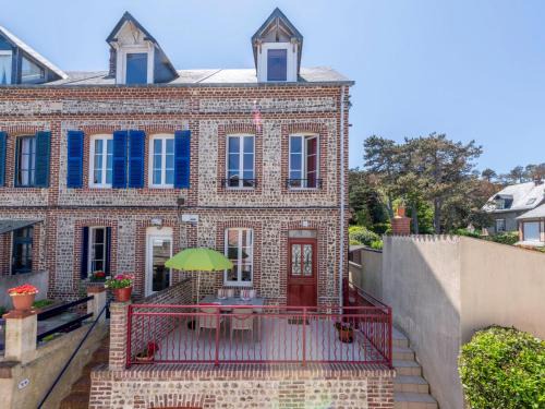 Yport House | Holiday Home La Rose des Vents by Interhome