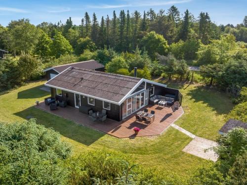 Trend House | Holiday Home Laris - 700m to the inlet by Interhome