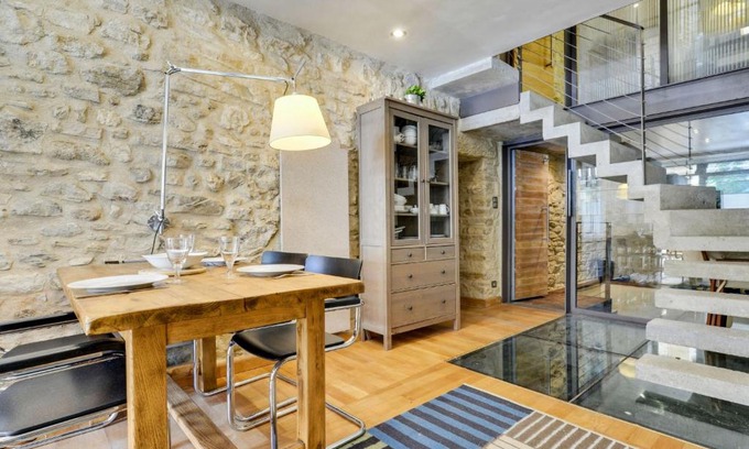 Armissan House | Holiday Home Le Chatelet