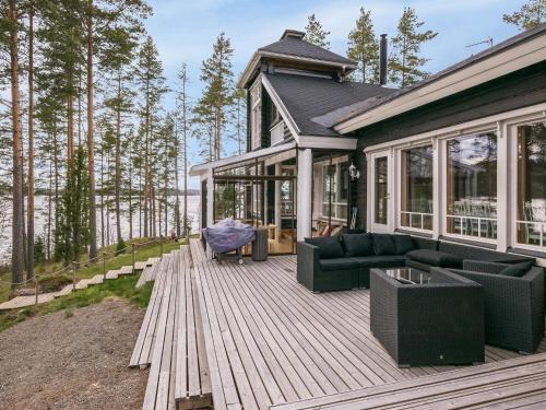 Kausala House | Holiday Home Le club 44 by Interhome