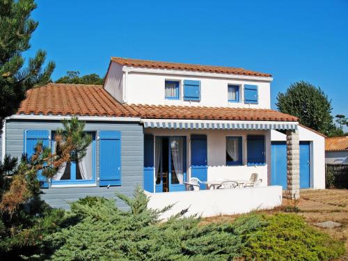 La Tranche-sur-Mer House | Holiday Home Les Tourteaux by Interhome
