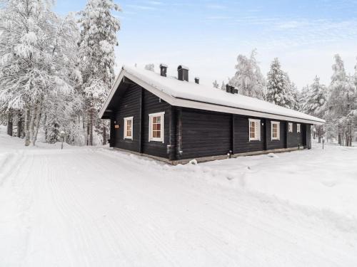 Yllasjarvi House | Holiday Home Lomaylläs h105 - pistopolku 2a by Interhome