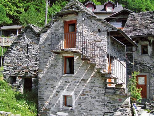 Brione House | Holiday Home Maria by Interhome