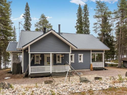 Salla House | Holiday Home Mirkunranta by Interhome