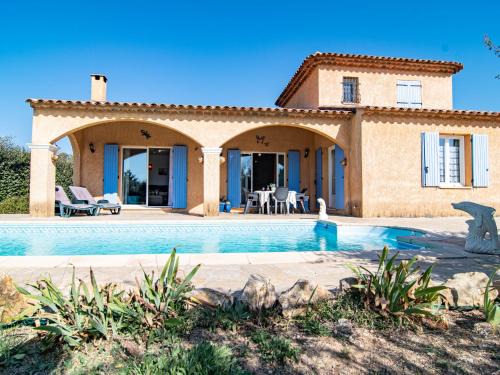 Regusse House | Holiday Home Mistral by Interhome