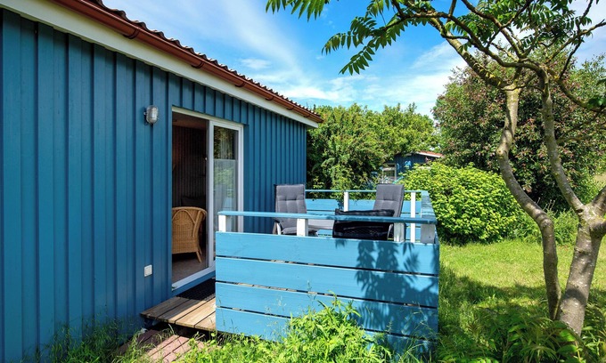 Meschendorf House | Holiday home "Möve ABA Bungalow 60" with private terrace and WLAN