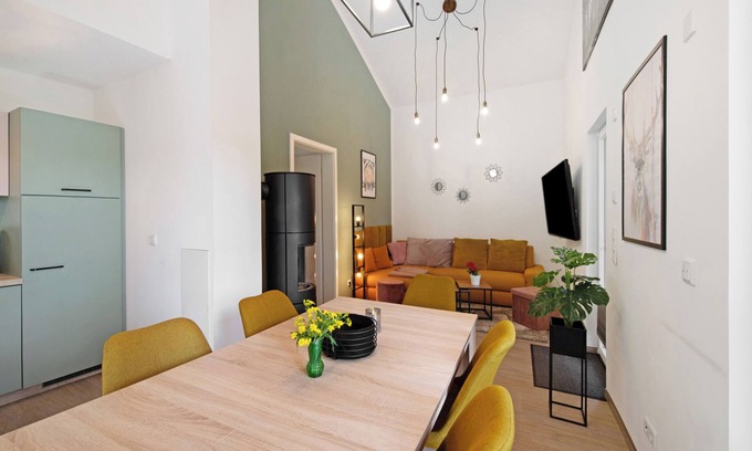 Muritz House | Holiday Home 'Müritzblick' with Lake View and Private Terrace
