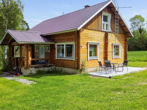 Iltasmaki House | Holiday Home Pihlaja by Interhome