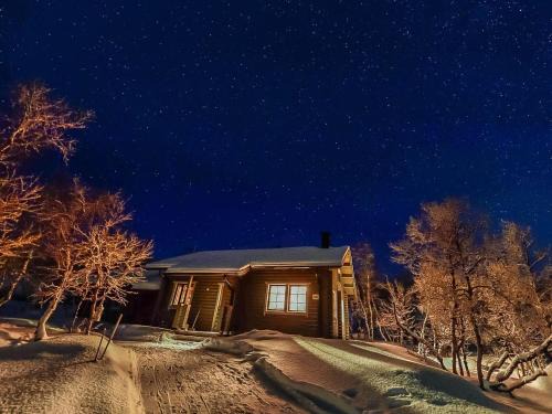 Kilpisjarvi House | Holiday Home Rohtuluppo by Interhome