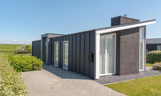 Wemeldinge House | Holiday Home Ruisweg 71 by Interhome