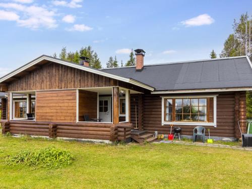 Kuusamo House | Holiday Home Ruka-kitkan käki by Interhome