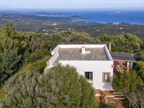 Cugnana Verde House | Holiday Home Schina Manna by Interhome