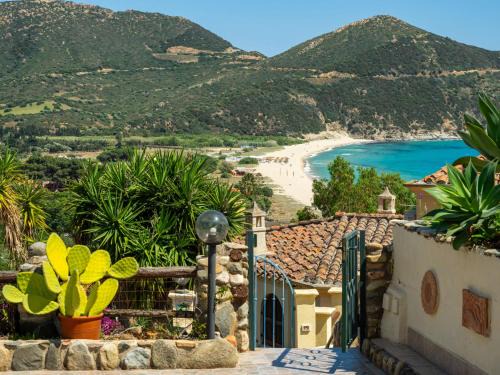 Solanas House | Holiday Home Solanas mare by Interhome