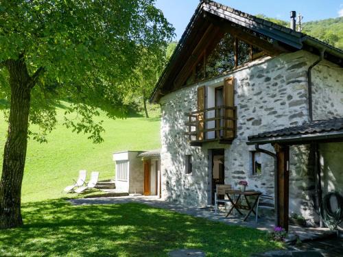 Negrentino House | Holiday Home Sole by Interhome
