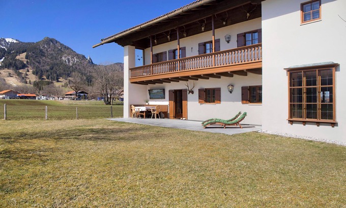 Wegscheid House | Holiday Home 'Sonnenleitn' with Mountain View, Private Terrace and Wi-Fi