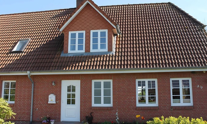 Tinningstedt House | Holiday Home 'Stie Tinningstedt' with Private Terrace, Private Garden and Wi-Fi