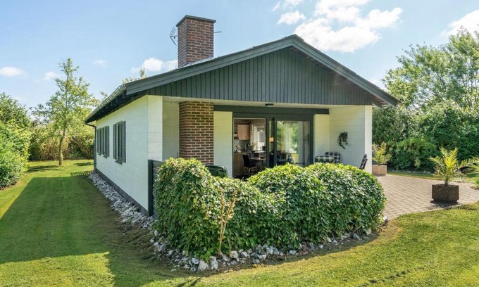 Vejlby Fed House | Holiday Home Suni - 400m from the sea by Interhome