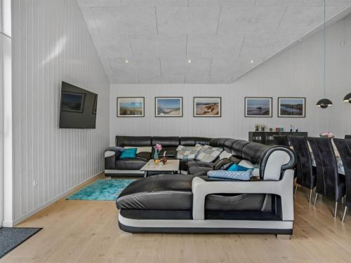 Tversted House | Holiday Home Sunna - 1-2km from the sea by Interhome