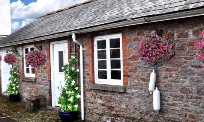 Galmpton House | Holiday Home The Coombe by Interhome