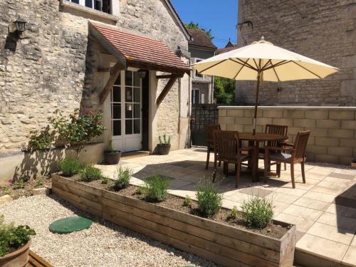 Viviers House | Holiday Home The Old Bakery by Interhome