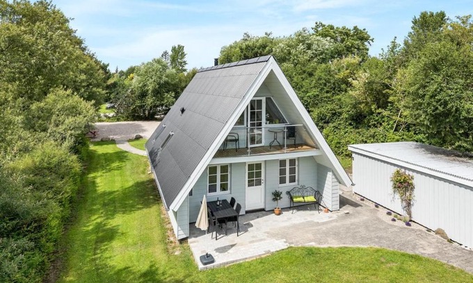 Østerskov House | Holiday Home Thormund - 350m from the sea by Interhome