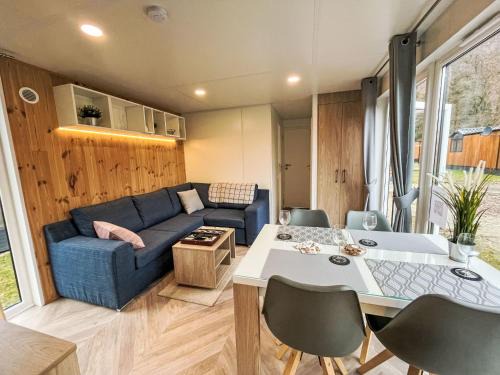 Riedenburg House | Holiday Home Tiny Haus Christas Angler-Oase by Interhome
