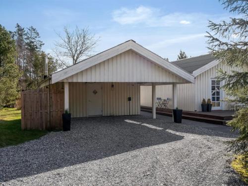 Blokhus House | Holiday Home Toska - 3km from the sea by Interhome