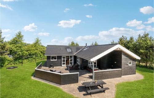 Skaven Strand House | Holiday Home Tyttebærvej Tarm I