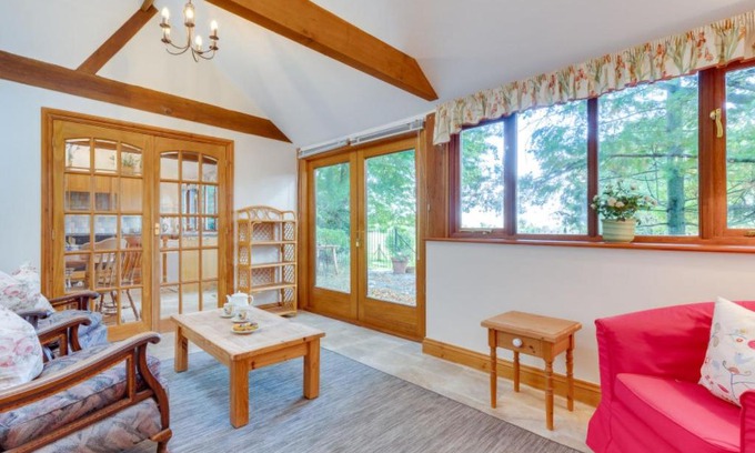 Hartfield House | Holiday Home Valley View Barn by Interhome