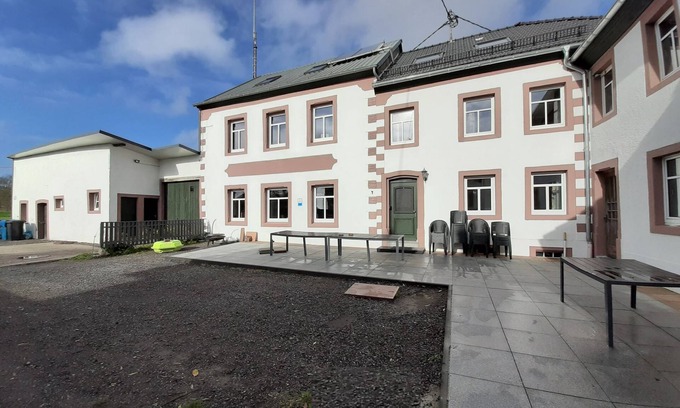 Rodershausen House | Holiday home Westeifel - large common rooms - 15 bedrooms - Exclusive use