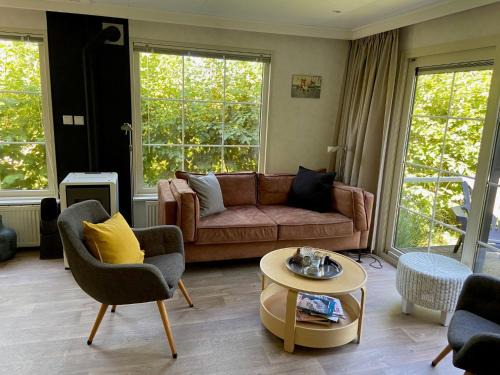 Hippolytushoef House | Holiday Home Wiringherlant-24 by Interhome