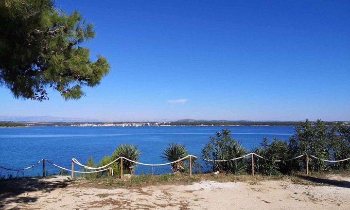 Tkon House | Holiday home with air conditioning and internet